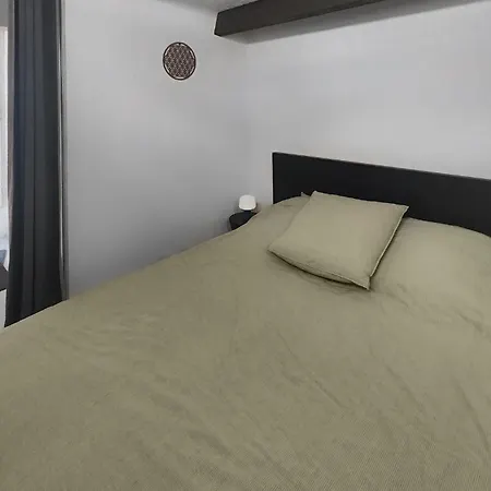 Appartement 2 Bedroom Stunning In Agde