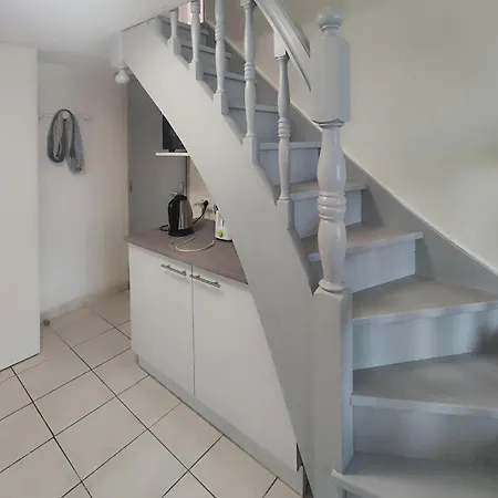 2 Bedroom Stunning In Appartement Agde